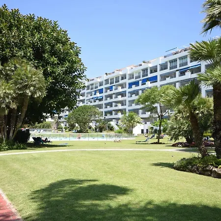 En Puerto Banus * Marbella